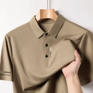 New Men's Business Casual Short Sleeved Shirt with Badge Solid Color Polo Shirt Fashionable Breathable Comfortable Versatile Top